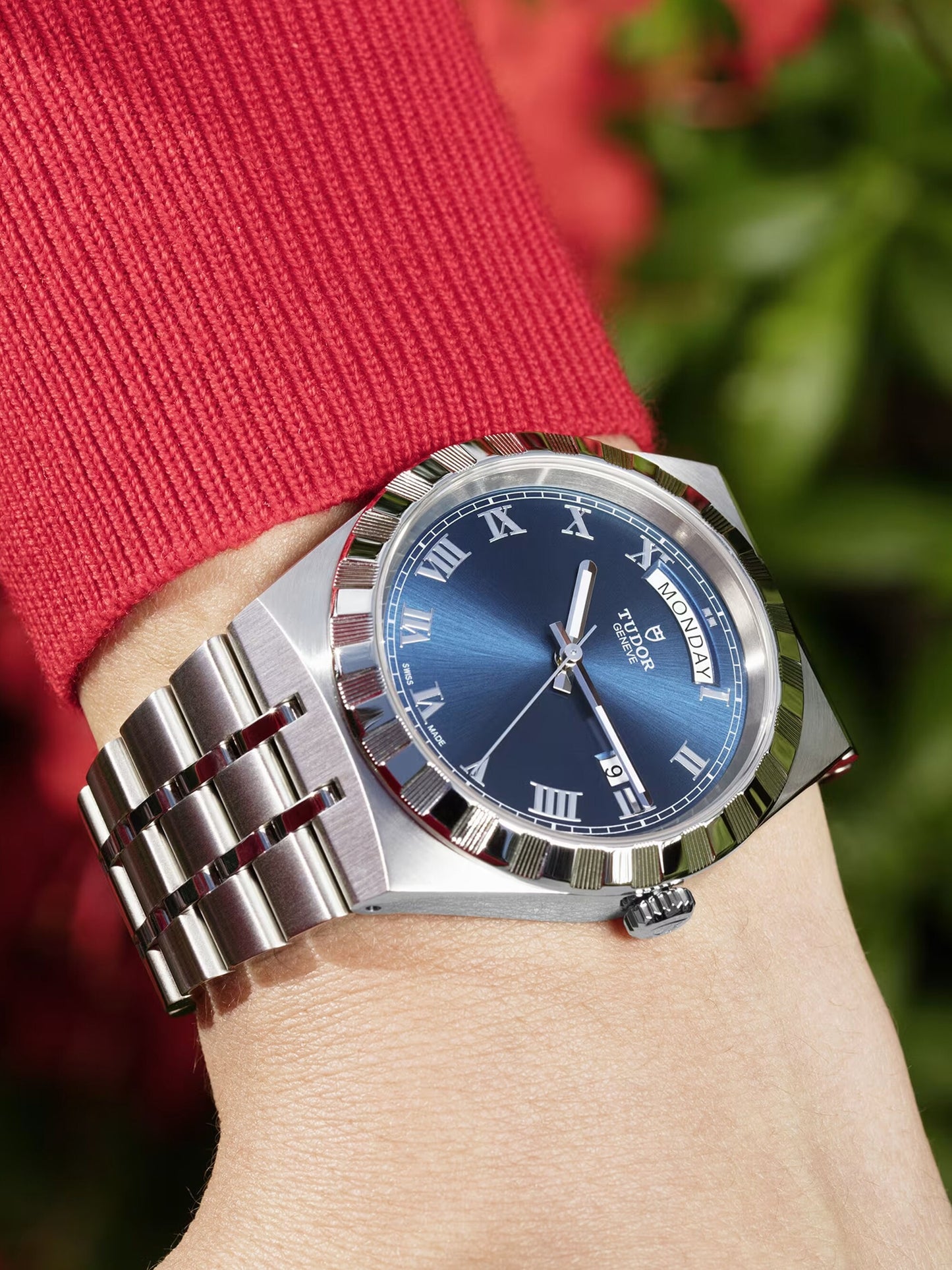 Tudor Royal Day & Date