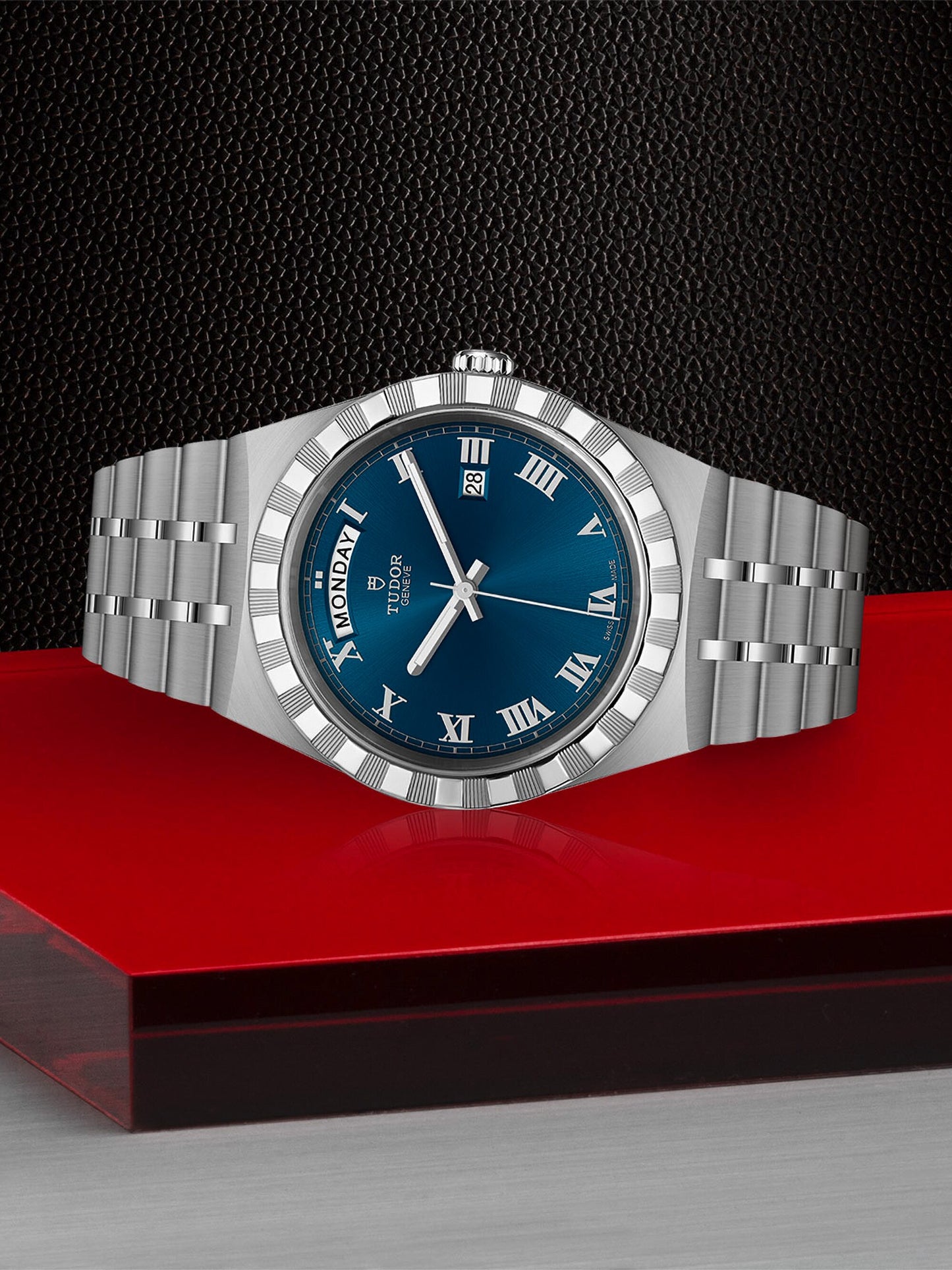 Tudor Royal Day & Date